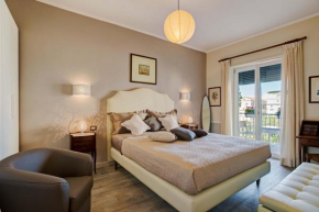 Гостиница Maryrosy Sorrento Apartment  Сорренто